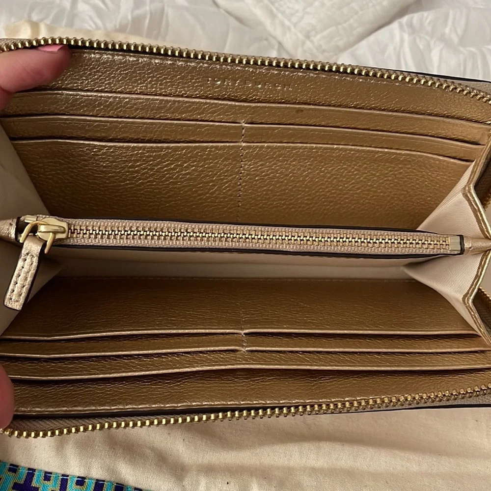 Gold Tory Burch Wallet